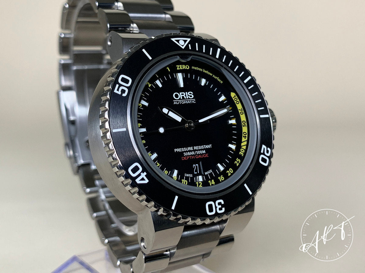 NEW Oris Aquis Depth Gauge Black Dial Stainless Steel Auto Diver Watch w/ B&P