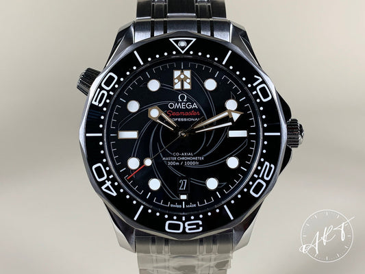 NEW Omega Seamaster Diver 300M Black Dial SS Auto James Bond Ltd Ed Watch w/ B&P