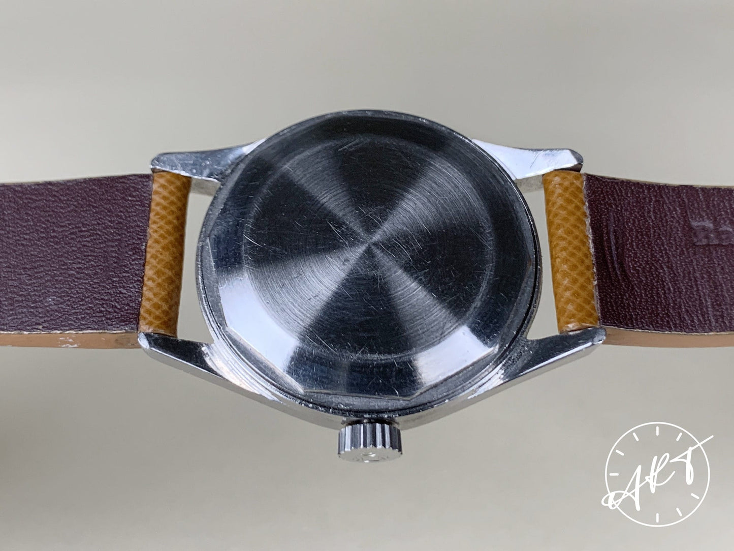 Vintage Zenith Cal 133.8 Brown Tropical Dial SS Bumper Watch w/ "Star" Hand